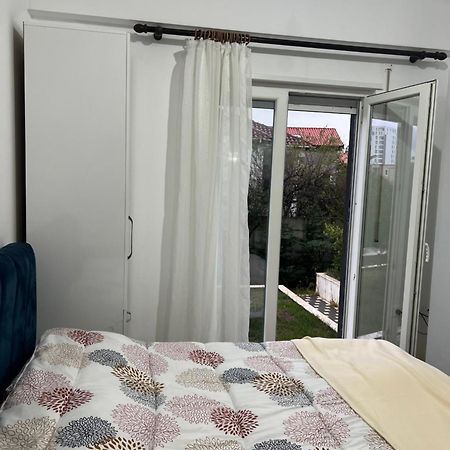 Atrium Apartment Тирана Екстериор снимка