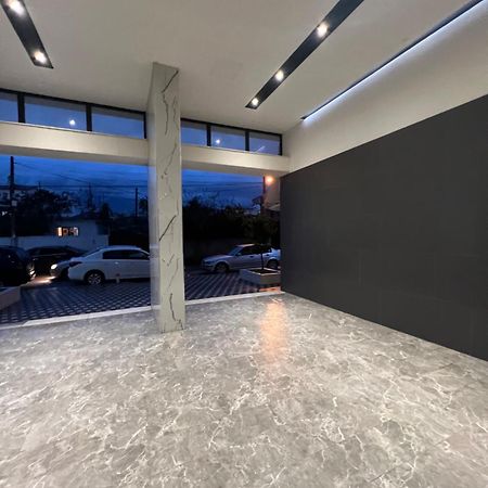 Atrium Apartment Тирана Екстериор снимка